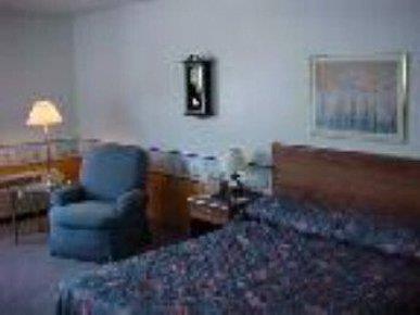 Klopfenstein Inn And Suites Форт-Вейн Номер фото
